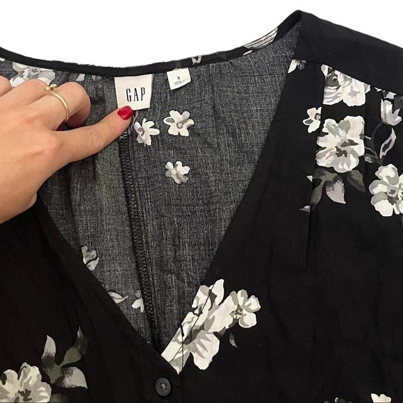 GAP Mini Floral Black Elastic Waist Dress Size S - Picture 4 of 7